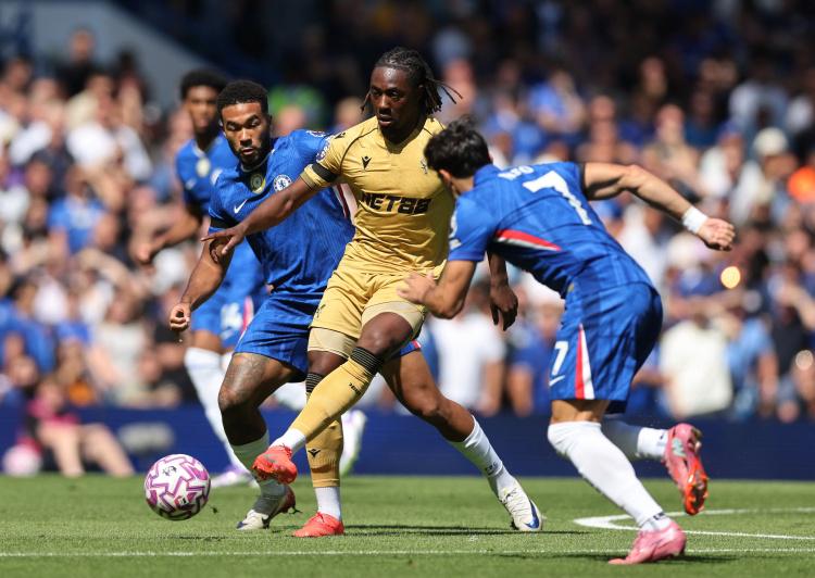 特罗萨德可, 在场上仍能, 换了经纪人