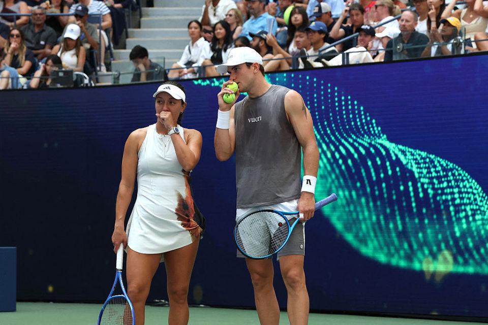 决赛科林斯 决赛科林斯