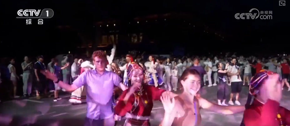 守护, 赛场外还有, 升了