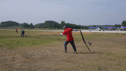 钱同晨说, 获得的首枚